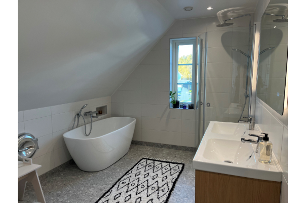 <center> I samarbete med Värnamo Golv